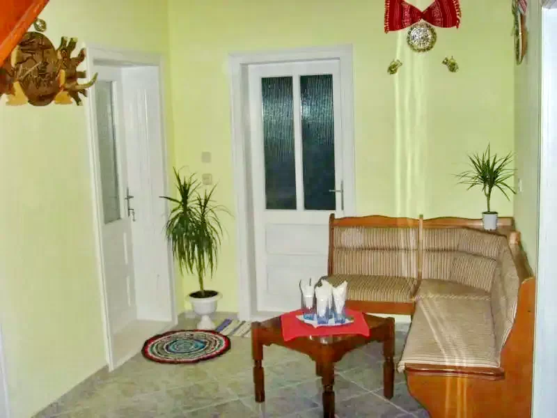 Turia Cazare | Pensiune (K1266-9) Imaginea poate fi supusă drepturilor de autor. Se recomandă contactarea titularului drepturilor.