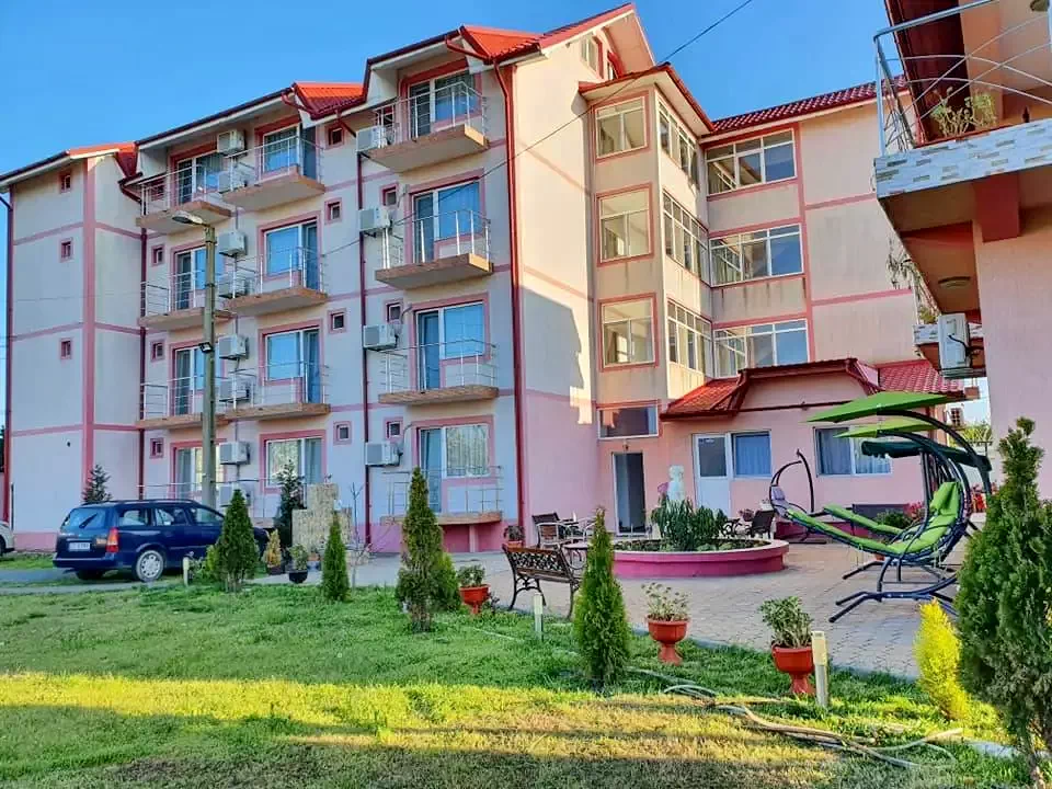Costinești Cazare | Motel (K1337-5) Imaginea poate fi supusă drepturilor de autor. Se recomandă contactarea titularului drepturilor.