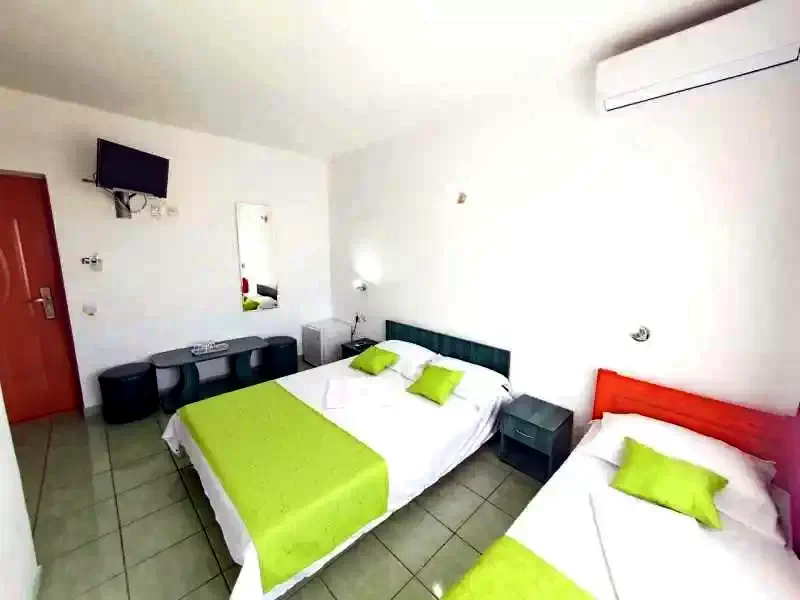 Costinești Cazare | Motel (K1337-22) Imaginea poate fi supusă drepturilor de autor. Se recomandă contactarea titularului drepturilor.