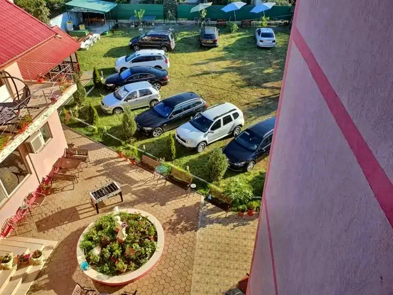  Szállás | Motel (K1337-31) A kép szerzői jogvédelem alatt állhat. Javasolt a kapcsolatfelvétel a jog tulajdonossal.