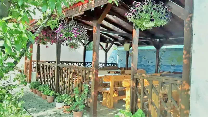 Costinești Cazare | Pensiune (K1337-34) Imaginea poate fi supusă drepturilor de autor. Se recomandă contactarea titularului drepturilor.