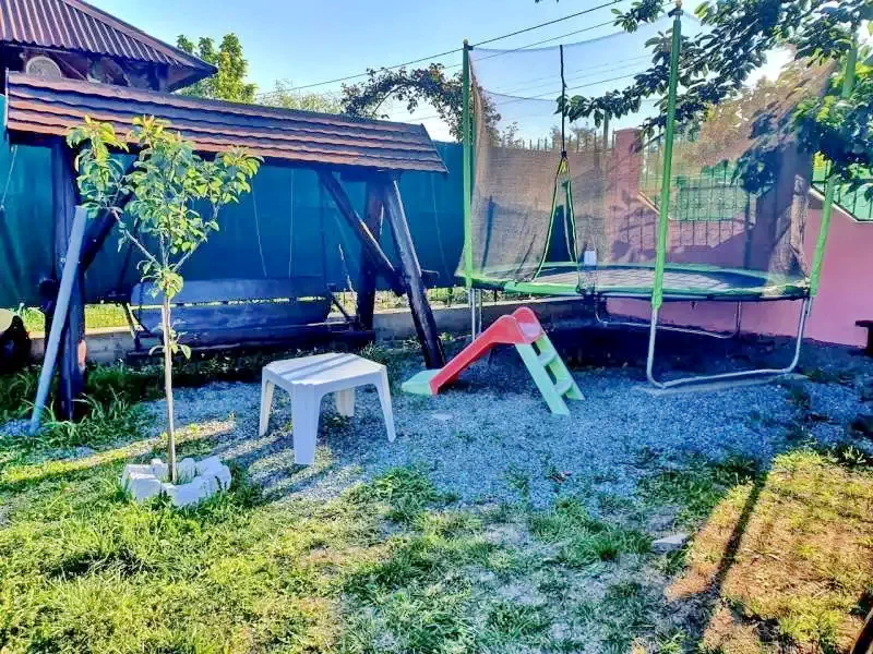 Costinești Cazare | Motel (K1337-39) Imaginea poate fi supusă drepturilor de autor. Se recomandă contactarea titularului drepturilor.