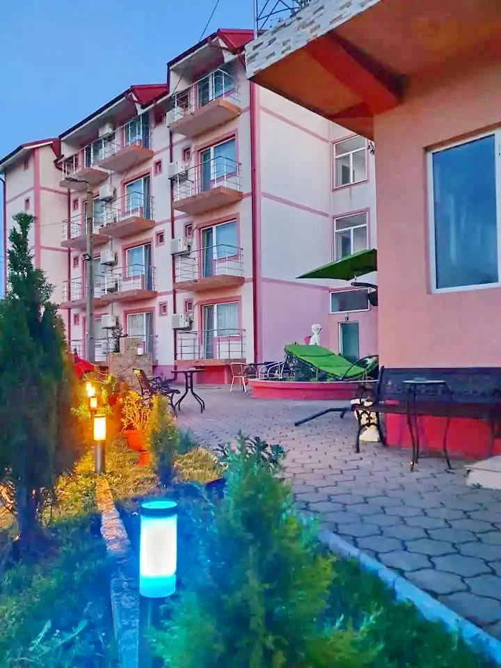 Costinești Cazare | Motel (K1337-44) Imaginea poate fi supusă drepturilor de autor. Se recomandă contactarea titularului drepturilor.