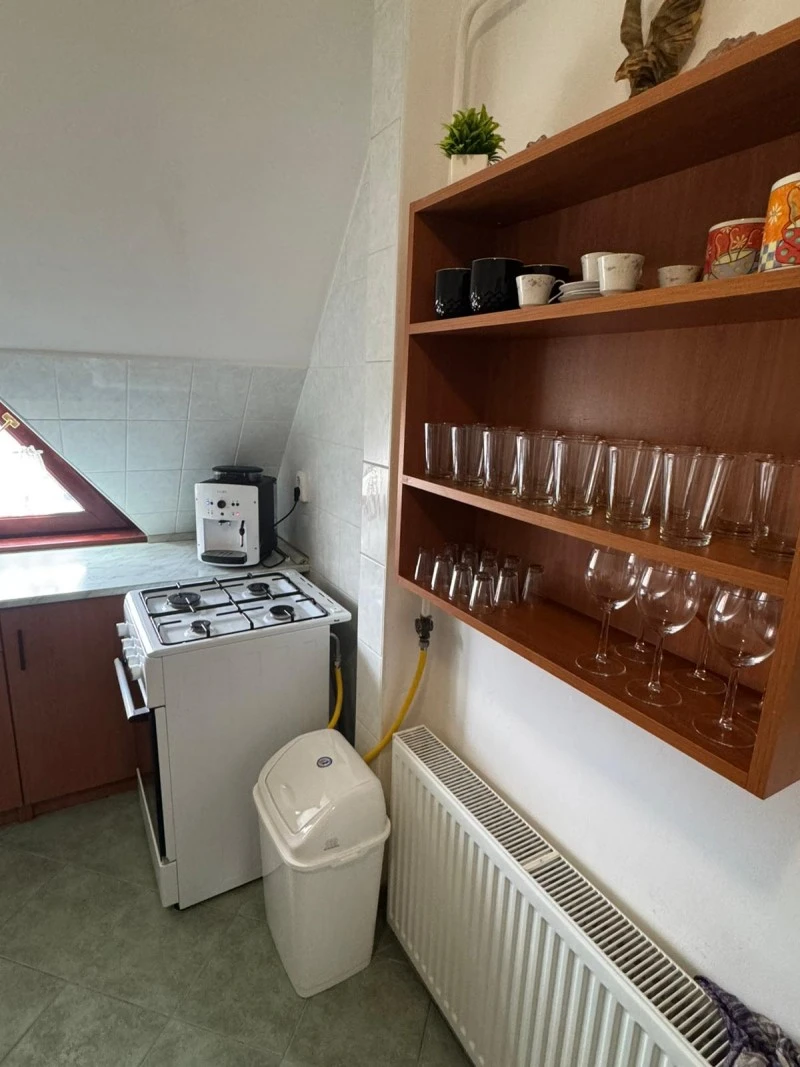  Cazare | Cabană (K0217-14) Imaginea poate fi supusă drepturilor de autor. Se recomandă contactarea titularului drepturilor.