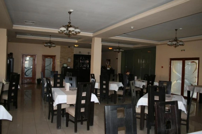 Satu Mare Cazare | Hotel*** (K1142-16) Imaginea poate fi supusă drepturilor de autor. Se recomandă contactarea titularului drepturilor.