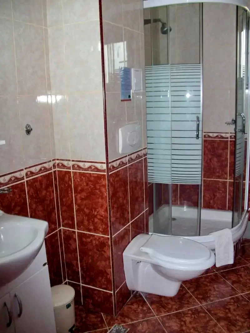Satu Mare Cazare | Hotel*** (K1171-32) Imaginea poate fi supusă drepturilor de autor. Se recomandă contactarea titularului drepturilor.
