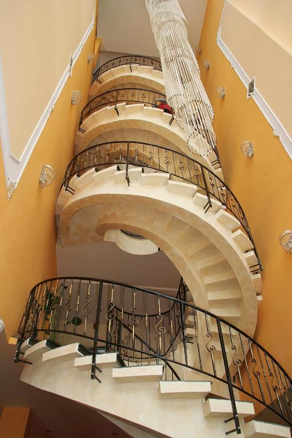 Satu Mare Cazare | Hotel*** (K1171-36) Imaginea poate fi supusă drepturilor de autor. Se recomandă contactarea titularului drepturilor.