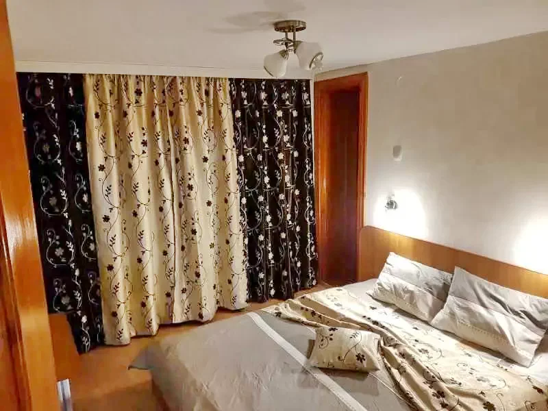 Băile Herculane Cazare | Pensiune (K0544-10) Imaginea poate fi supusă drepturilor de autor. Se recomandă contactarea titularului drepturilor.