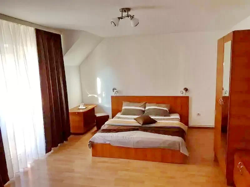 Herkulesfürdő Szállás | Panzió (K0544-11) A kép szerzői jogvédelem alatt állhat. Javasolt a kapcsolatfelvétel a jog tulajdonossal.