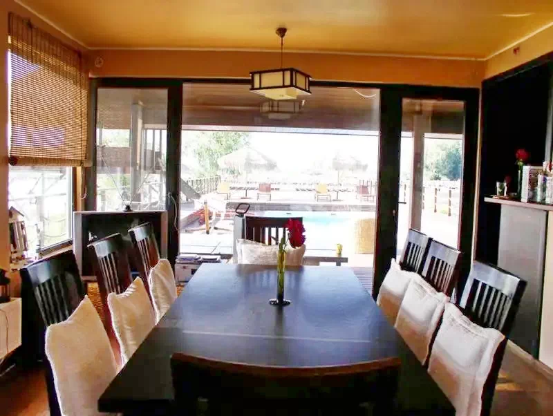 Vulturu Cazare | Motel (K1299-2) Imaginea poate fi supusă drepturilor de autor. Se recomandă contactarea titularului drepturilor.