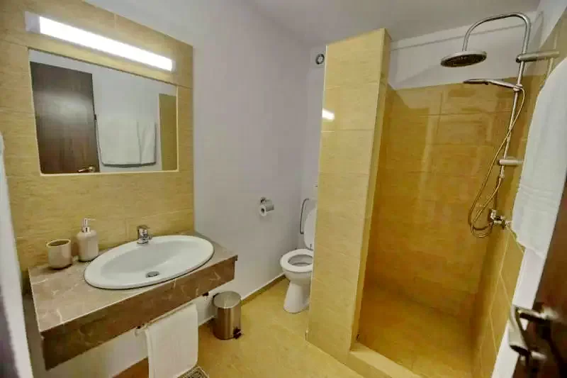  Szállás | Motel (K1301-9) A kép szerzői jogvédelem alatt állhat. Javasolt a kapcsolatfelvétel a jog tulajdonossal.