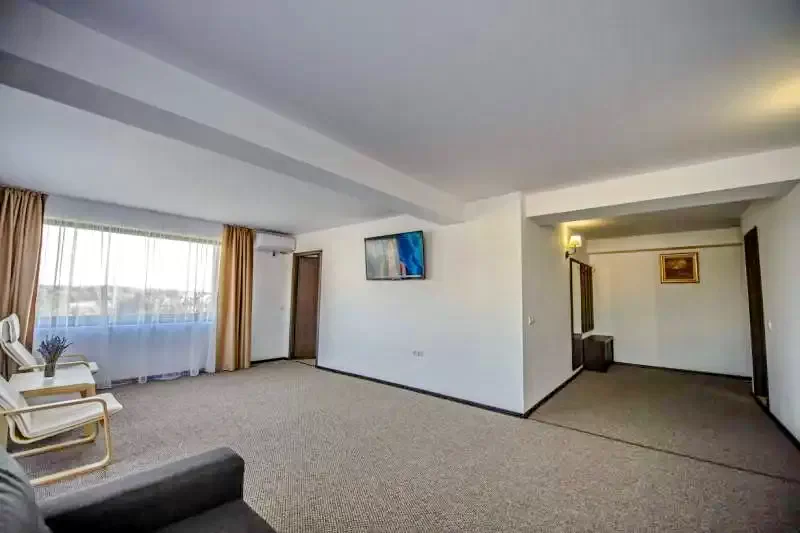 Băltenii de Sus Cazare | Motel (K1301-15) Imaginea poate fi supusă drepturilor de autor. Se recomandă contactarea titularului drepturilor.