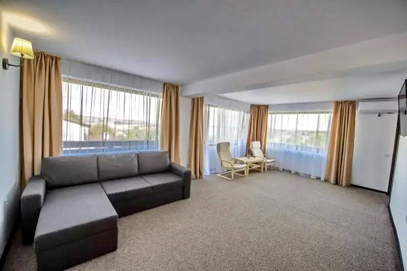 Băltenii de Sus Cazare | Motel (K1301-16) Imaginea poate fi supusă drepturilor de autor. Se recomandă contactarea titularului drepturilor.