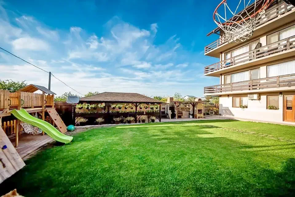  Szállás | Motel (K1301-33) A kép szerzői jogvédelem alatt állhat. Javasolt a kapcsolatfelvétel a jog tulajdonossal.