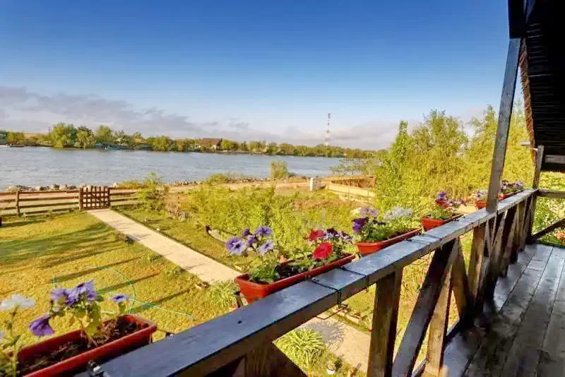 Crișan Cazare | Motel (K1333-1) Imaginea poate fi supusă drepturilor de autor. Se recomandă contactarea titularului drepturilor.