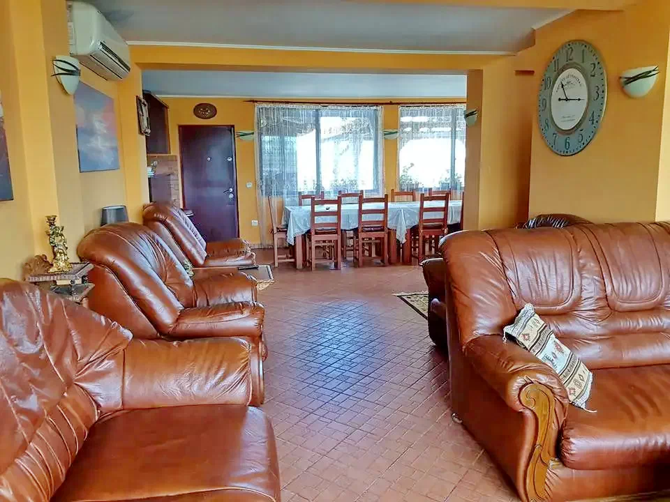 Crișan Cazare | Motel (K1333-7) Imaginea poate fi supusă drepturilor de autor. Se recomandă contactarea titularului drepturilor.