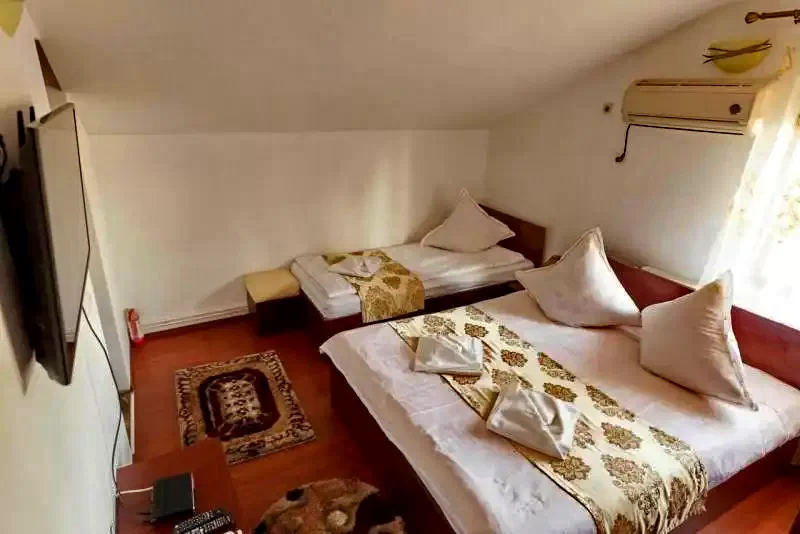 Crișan Cazare | Motel (K1333-22) Imaginea poate fi supusă drepturilor de autor. Se recomandă contactarea titularului drepturilor.