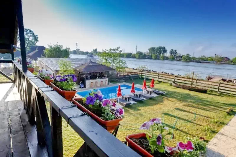 Crișan Cazare | Pensiune (K1333-25) Imaginea poate fi supusă drepturilor de autor. Se recomandă contactarea titularului drepturilor.