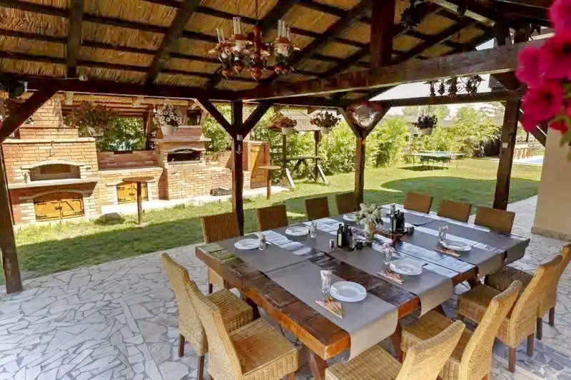 Crișan Cazare | Motel (K1333-33) Imaginea poate fi supusă drepturilor de autor. Se recomandă contactarea titularului drepturilor.