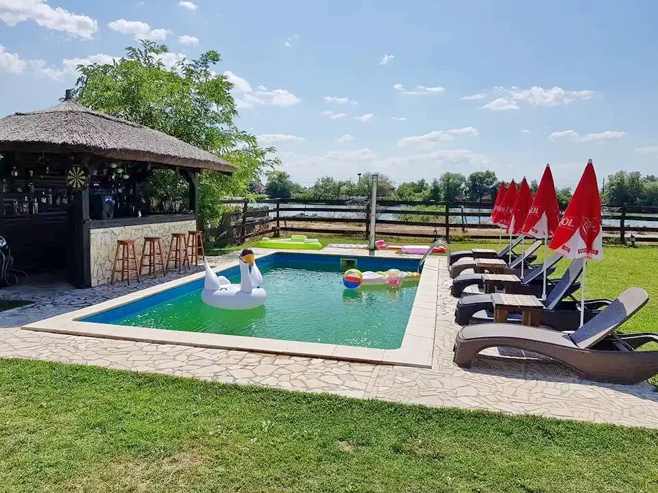 Crișan Cazare | Motel (K1333-38) Imaginea poate fi supusă drepturilor de autor. Se recomandă contactarea titularului drepturilor.