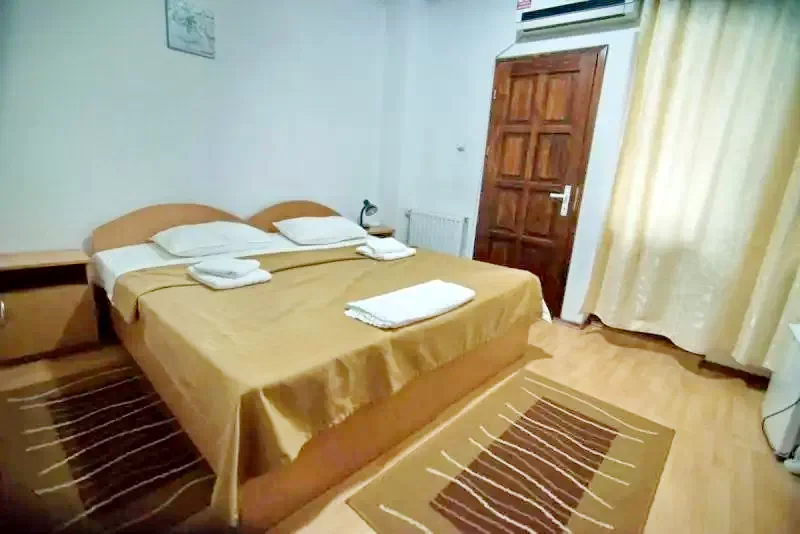 Tulcsa Szállás | Motel (K1314-17) A kép szerzői jogvédelem alatt állhat. Javasolt a kapcsolatfelvétel a jog tulajdonossal.