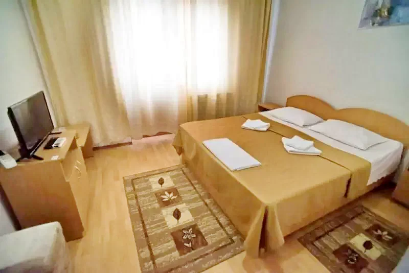 Tulcsa Szállás | Motel (K1314-19) A kép szerzői jogvédelem alatt állhat. Javasolt a kapcsolatfelvétel a jog tulajdonossal.