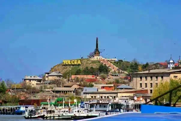 Tulcea Cazare | Pensiune (K1314-29) Imaginea poate fi supusă drepturilor de autor. Se recomandă contactarea titularului drepturilor.