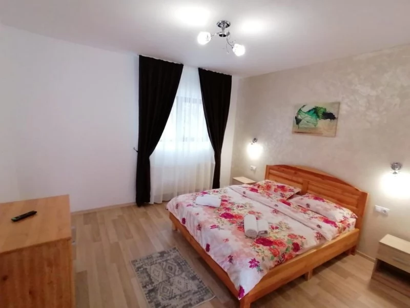 Colibița Cazare | Motel (K1456-9) Imaginea poate fi supusă drepturilor de autor. Se recomandă contactarea titularului drepturilor.