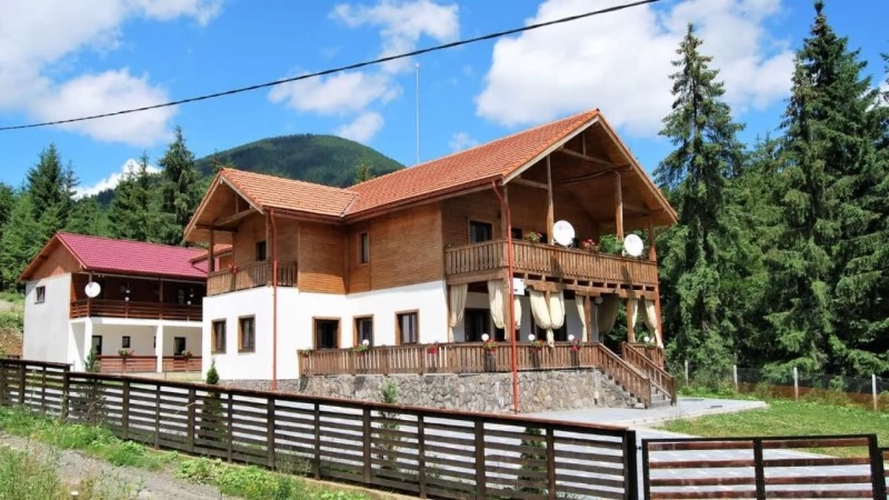 Colibița Cazare | Motel (K1456-13) Imaginea poate fi supusă drepturilor de autor. Se recomandă contactarea titularului drepturilor.