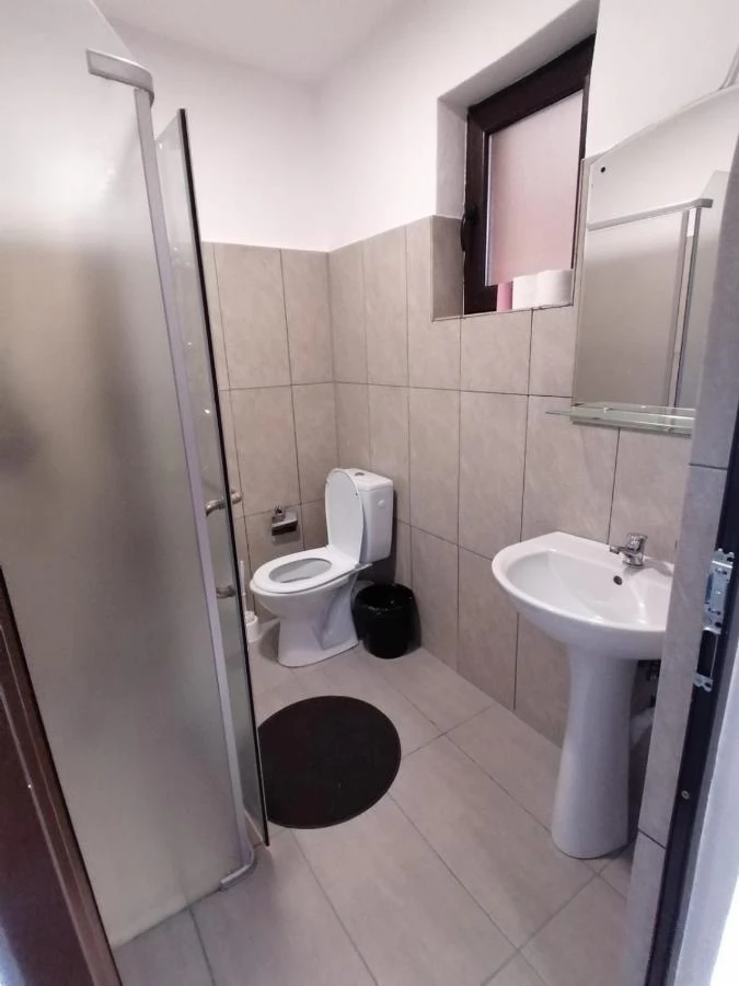 Colibița Cazare | Motel (K1456-22) Imaginea poate fi supusă drepturilor de autor. Se recomandă contactarea titularului drepturilor.