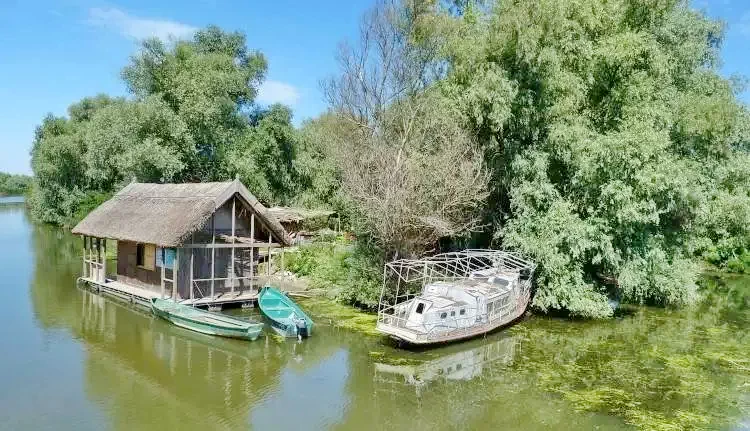 Tulcea Cazare | Motel (K1316-25) Imaginea poate fi supusă drepturilor de autor. Se recomandă contactarea titularului drepturilor.