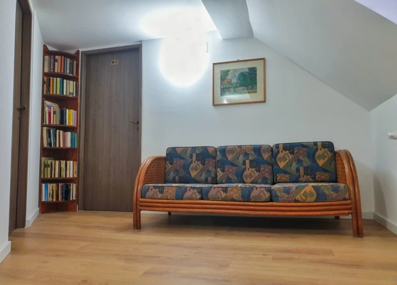 Algyógy Szállás | Turisztikai villa (K0115-7) A kép szerzői jogvédelem alatt állhat. Javasolt a kapcsolatfelvétel a jog tulajdonossal.