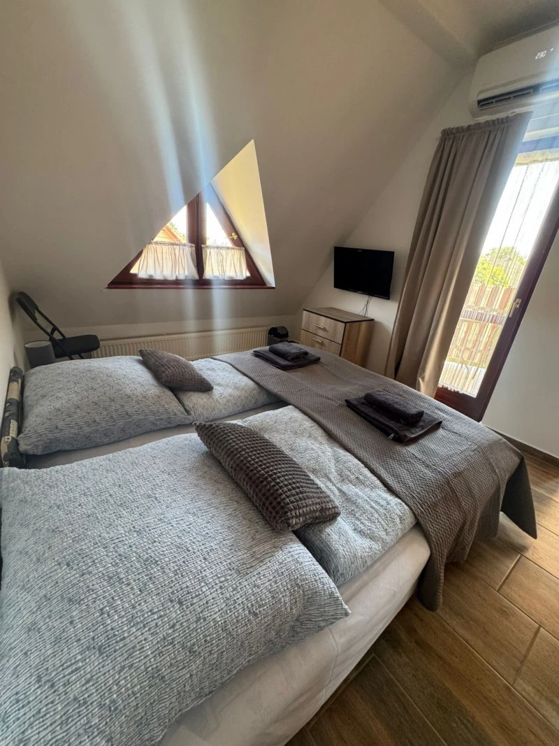 Cazare Hajdúszoboszló / Zoya Apartman. Imaginea poate fi supusă drepturilor de autor. Se recomandă contactarea titularului drepturilor.