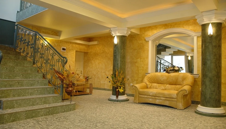 Sepsiszentgyörgy Szállás | Hotel*** (K1569-2) A kép szerzői jogvédelem alatt állhat. Javasolt a kapcsolatfelvétel a jog tulajdonossal.