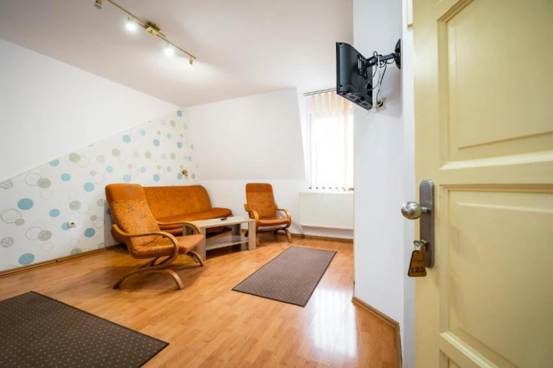 Sepsiszentgyörgy Szállás | Hotel*** (K1569-26) A kép szerzői jogvédelem alatt állhat. Javasolt a kapcsolatfelvétel a jog tulajdonossal.