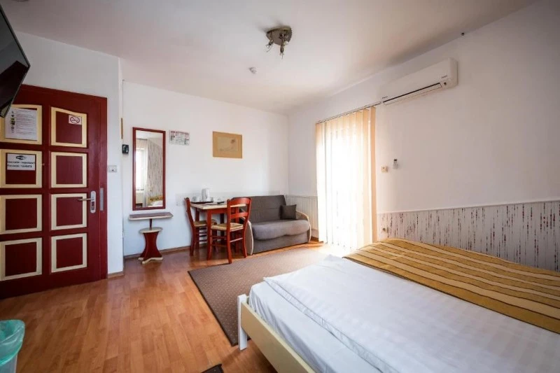 Sepsiszentgyörgy Szállás | Hotel*** (K1569-45) A kép szerzői jogvédelem alatt állhat. Javasolt a kapcsolatfelvétel a jog tulajdonossal.