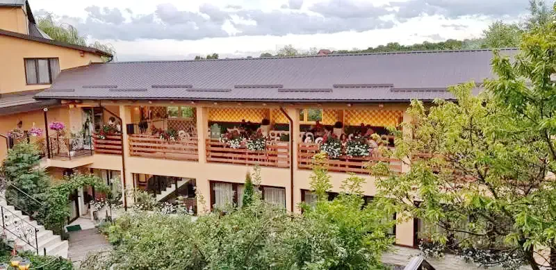 Turda Cazare | Motel (K0070-41) Imaginea poate fi supusă drepturilor de autor. Se recomandă contactarea titularului drepturilor.