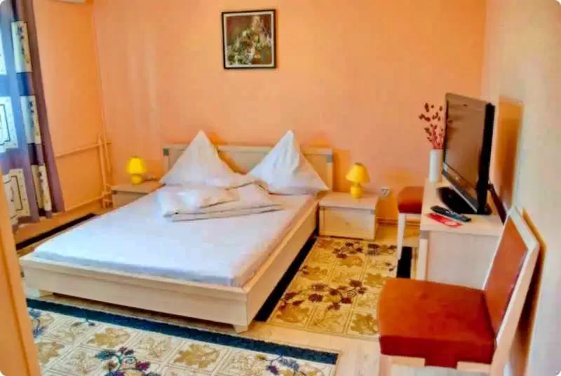 Timișoara Cazare | Motel (K0917-13) Imaginea poate fi supusă drepturilor de autor. Se recomandă contactarea titularului drepturilor.