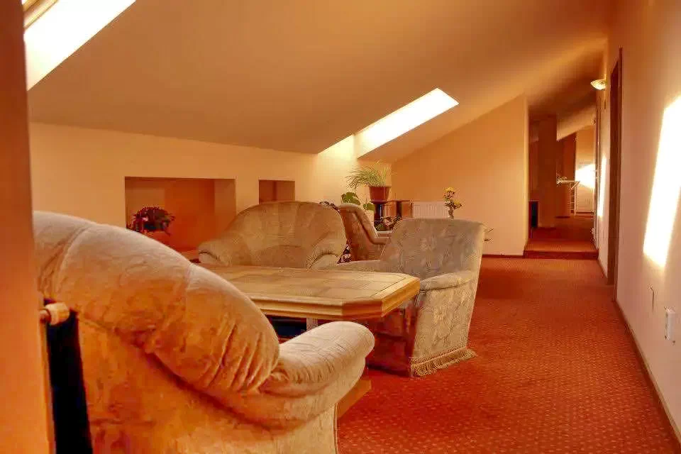 Temesvár Szállás | Motel (K0917-27) A kép szerzői jogvédelem alatt állhat. Javasolt a kapcsolatfelvétel a jog tulajdonossal.