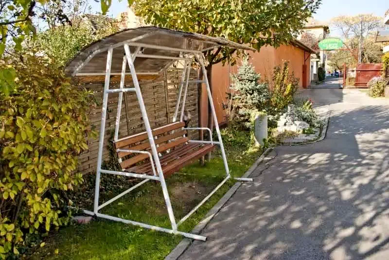 Timișoara Cazare | Motel (K0917-30) Imaginea poate fi supusă drepturilor de autor. Se recomandă contactarea titularului drepturilor.