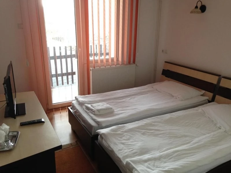 Bălăușeri Cazare | Pensiune turistică (K1446-11) Imaginea poate fi supusă drepturilor de autor. Se recomandă contactarea titularului drepturilor.