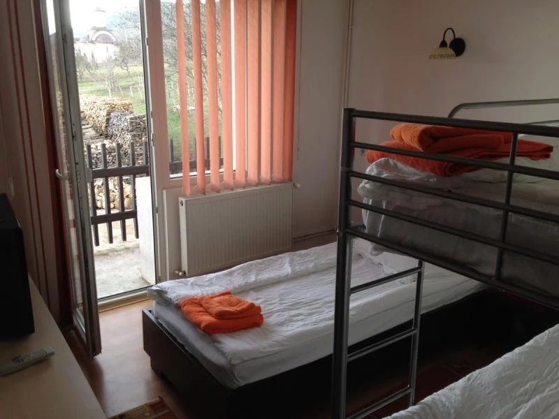 Balavásár Szállás | Turisztikai panzió (K1446-21) A kép szerzői jogvédelem alatt állhat. Javasolt a kapcsolatfelvétel a jog tulajdonossal.