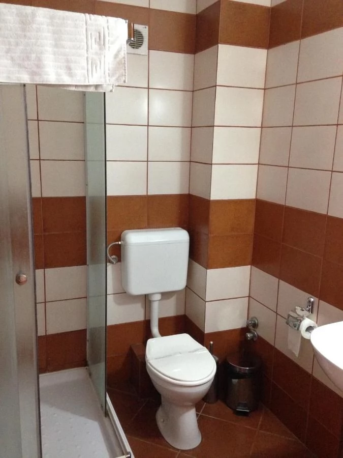 Bălăușeri Cazare | Pensiune turistică (K1446-26) Imaginea poate fi supusă drepturilor de autor. Se recomandă contactarea titularului drepturilor.