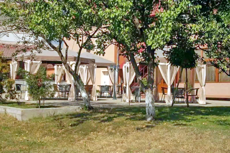 Temesvár Szállás | Motel (K0920-31) A kép szerzői jogvédelem alatt állhat. Javasolt a kapcsolatfelvétel a jog tulajdonossal.