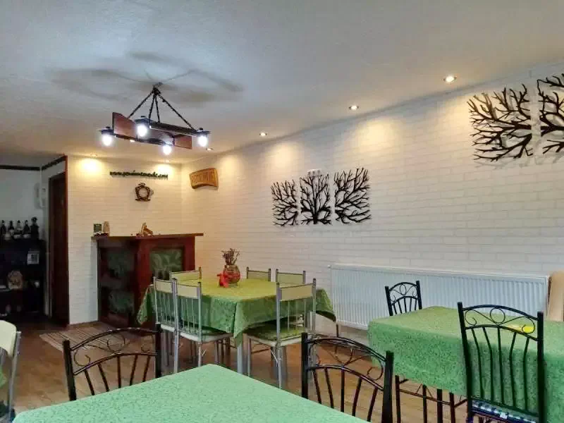 Felsőbánya Szállás | Motel (K0964-4) A kép szerzői jogvédelem alatt állhat. Javasolt a kapcsolatfelvétel a jog tulajdonossal.