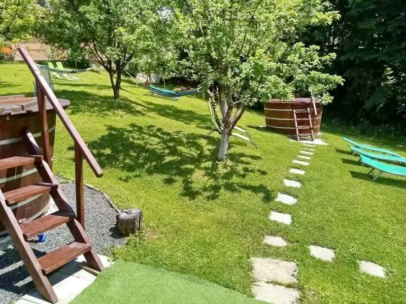 Cazare Baia Sprie - Pensiunea Verde *** | Felsőbánya - Zöld Panzió ***. Imaginea poate fi supusă drepturilor de autor. Se recomandă contactarea titularului drepturilor.