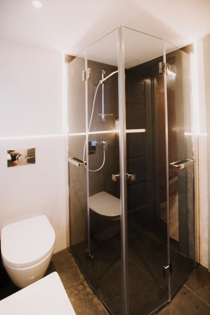 Vlăhița Cazare | Cabană (K0508-6) Imaginea poate fi supusă drepturilor de autor. Se recomandă contactarea titularului drepturilor.