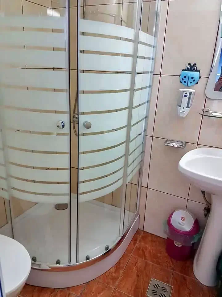 Costinești Cazare | Motel (K1331-23) Imaginea poate fi supusă drepturilor de autor. Se recomandă contactarea titularului drepturilor.