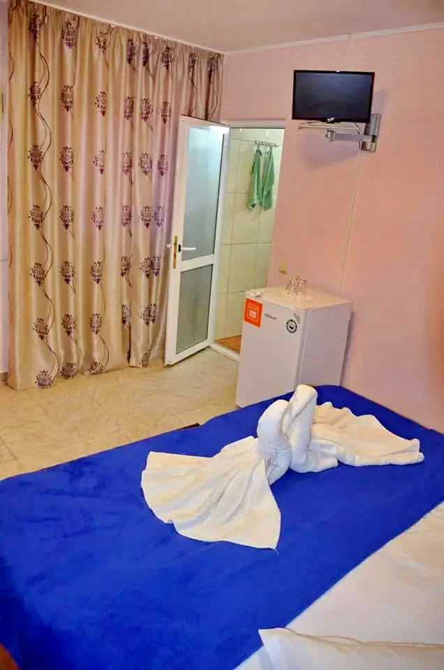 Costinești Cazare | Motel (K1331-24) Imaginea poate fi supusă drepturilor de autor. Se recomandă contactarea titularului drepturilor.