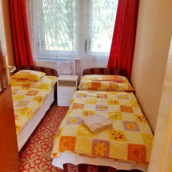  Cazare | Hotel**** (K0904-7) Imaginea poate fi supusă drepturilor de autor. Se recomandă contactarea titularului drepturilor.